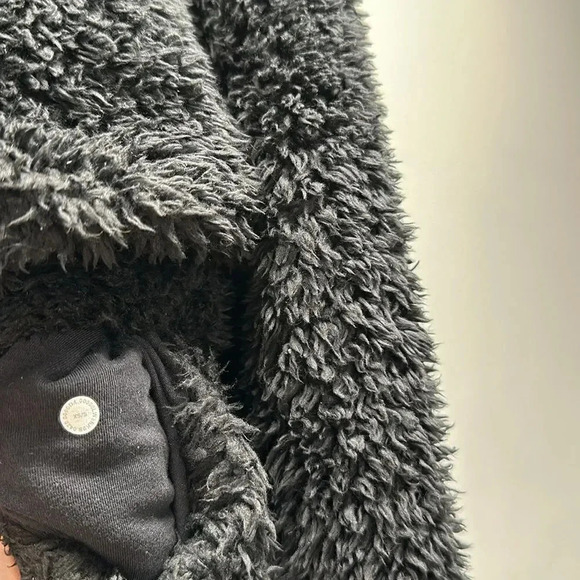 Lululemon Warmth Restore Sherpa Pullover Teddy Bear Jacket Black Size XS Small - Picture 13 of 14